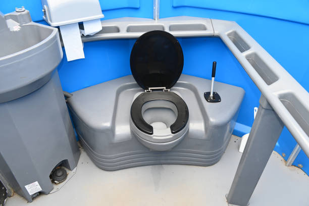 Best Portable restroom trailer rental  in Belmont, MS